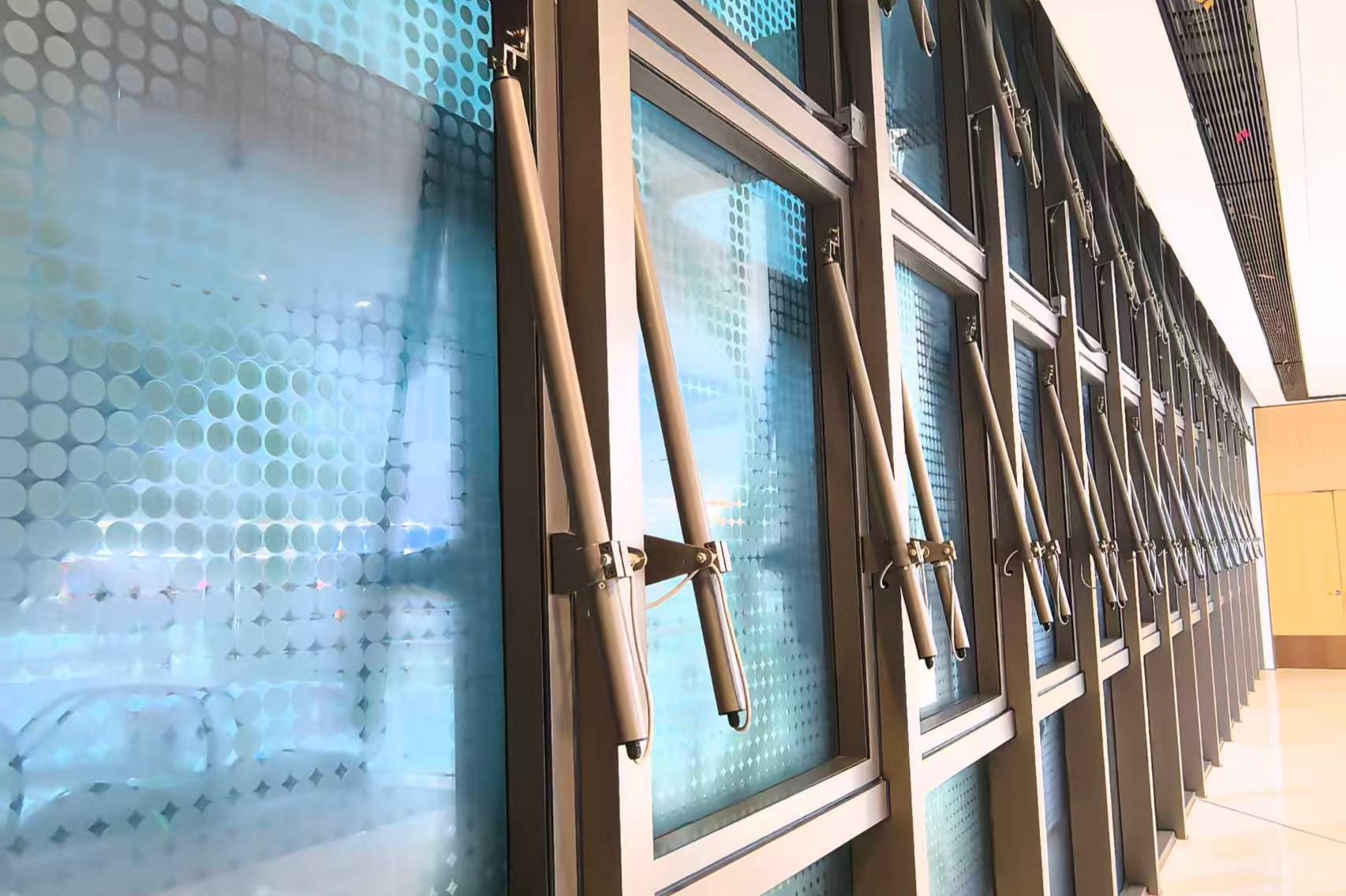 1770605746741293.jpg 排烟窗.jpg